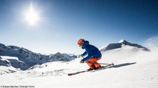 Stubaier Gletscher Firnschnee Skifahren