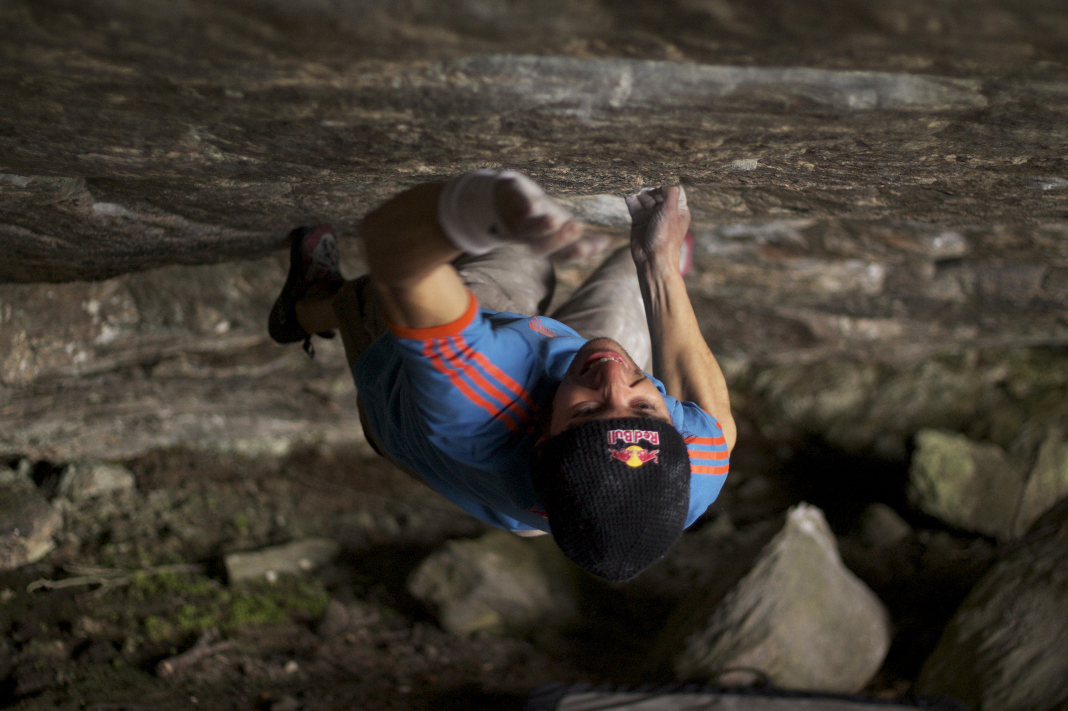 Bergfilmfestival St. Anton: Bernd Zangerl beim Bouldern in Norwegen