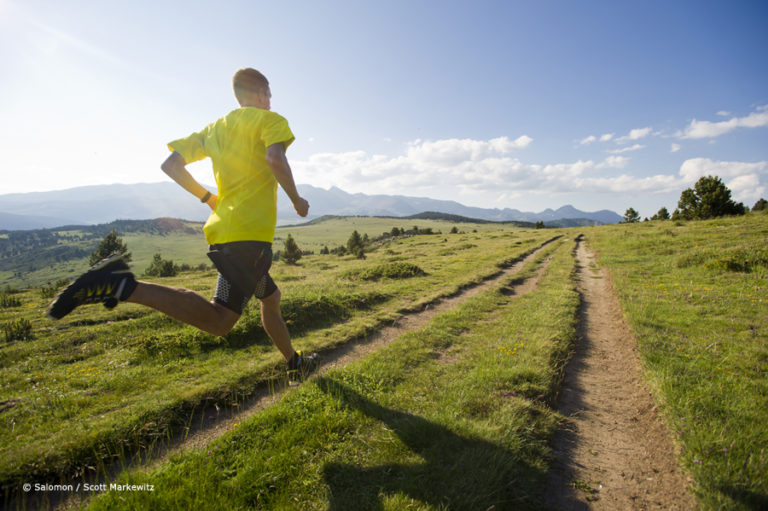 Trail Running cross trail