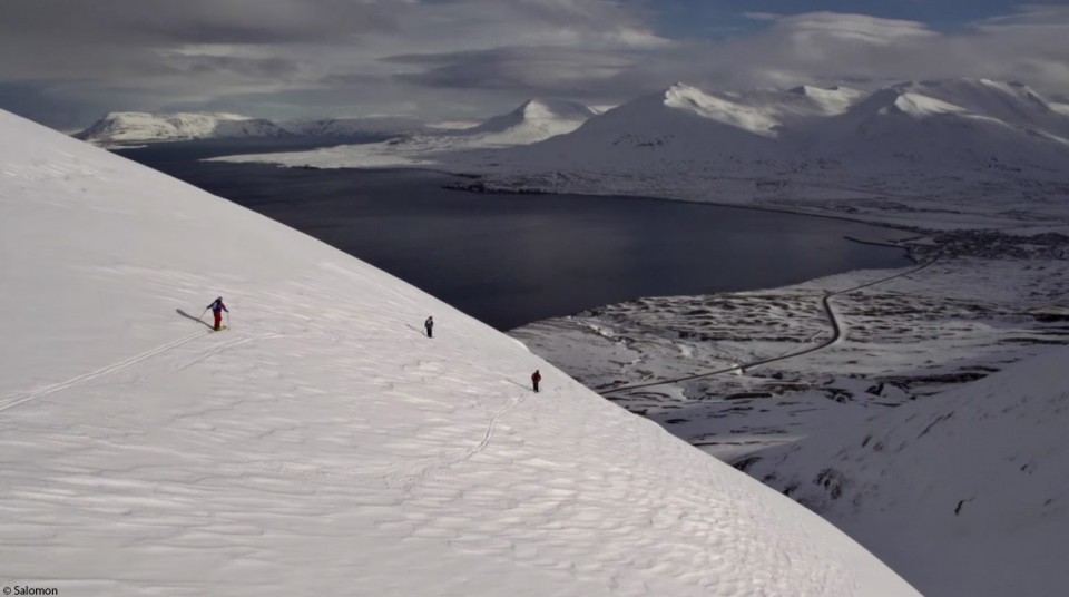 Freeriden in den Bergen Islands