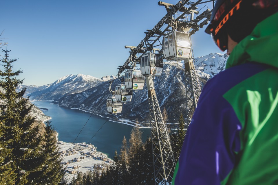 Traumhafter Panoramablick auf den Achensee