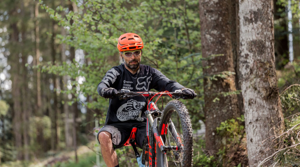 wheelie-am-mountainbike