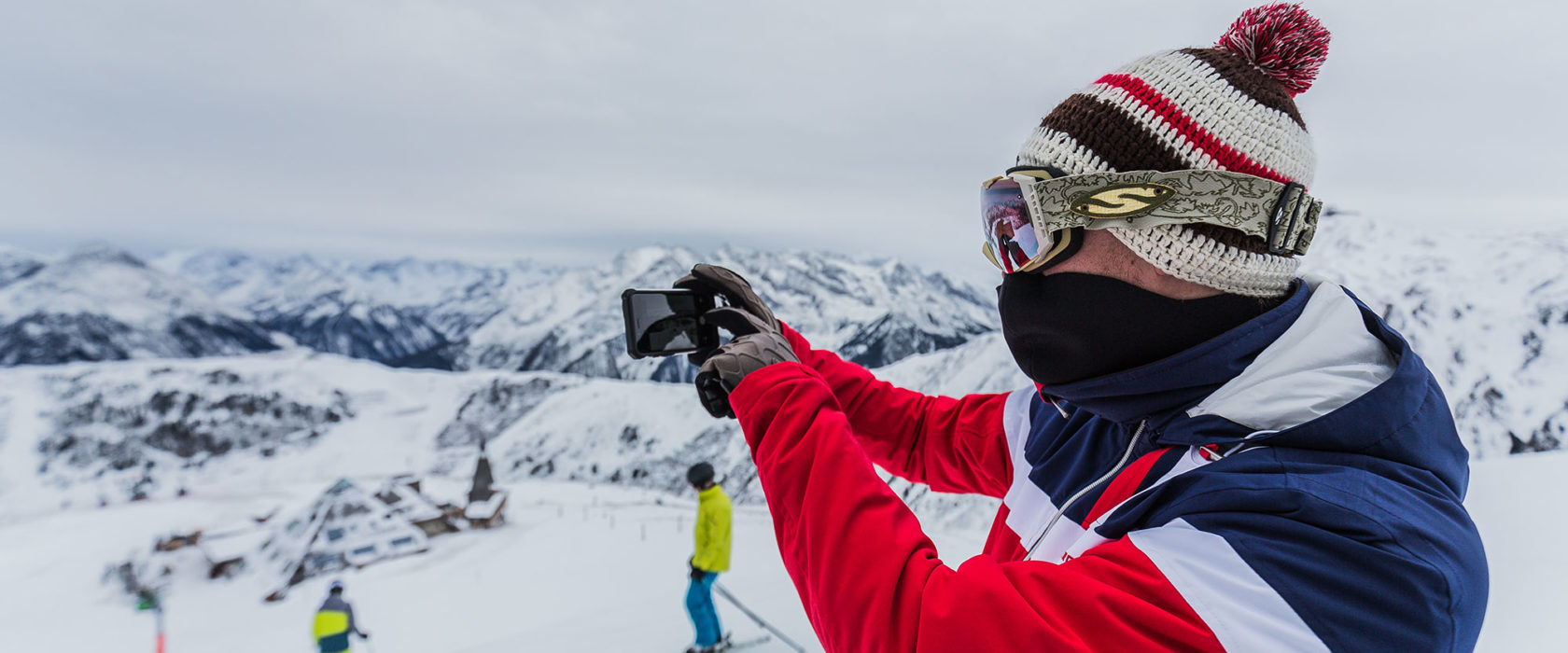 Smartphone-auf-der-Piste