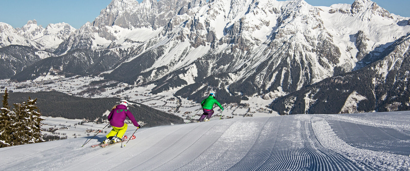 Skifahrer-Planai-Panorama