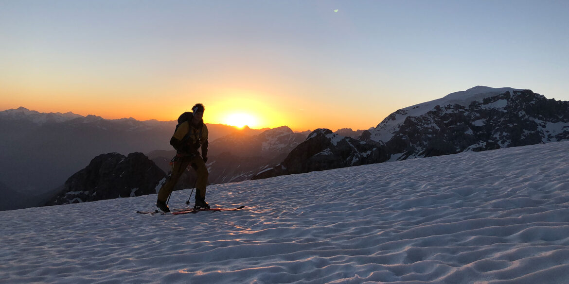 Sonnenuntergang-Skitour-Völkl